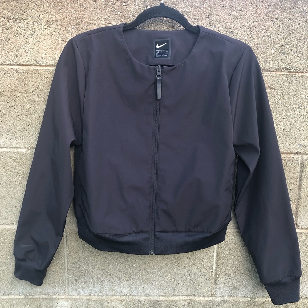NIKE Navy Waist Length Women’s Sports Jacket SZ S